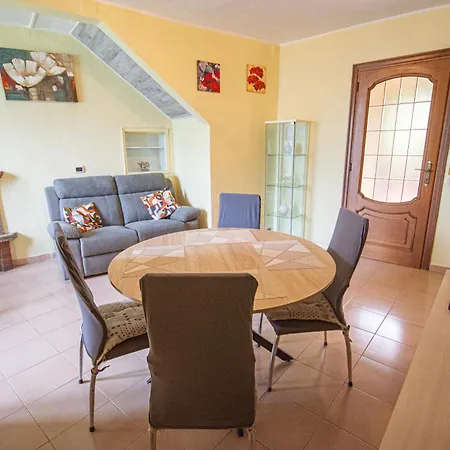 La Piccola Parigi 勒泽诺