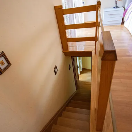 Apartment La Piccola Parigi Lezzeno