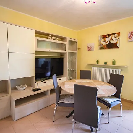 Apartment La Piccola Parigi