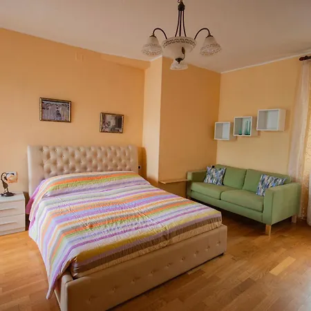 La Piccola Parigi Apartment *